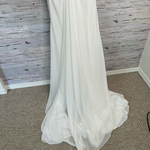 Symphony of Venus Wedding Dress Size 12 NWT - Picture 8 of 12
